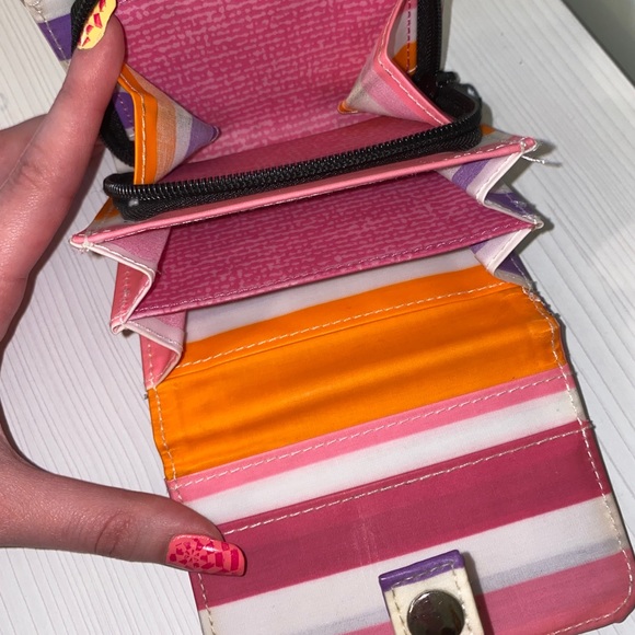 Nice Patterned Mini Wallet - Picture 3 of 3